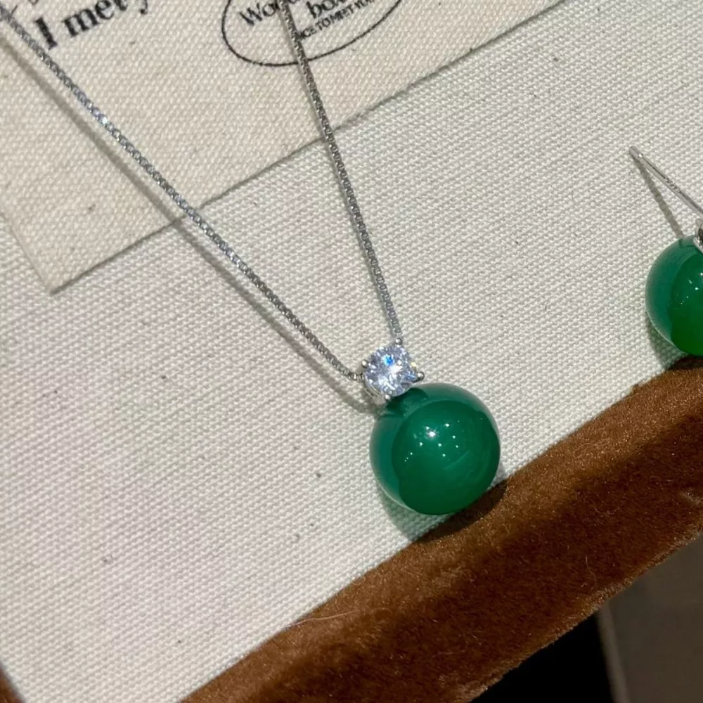 Jade Pendant Necklace, image 2