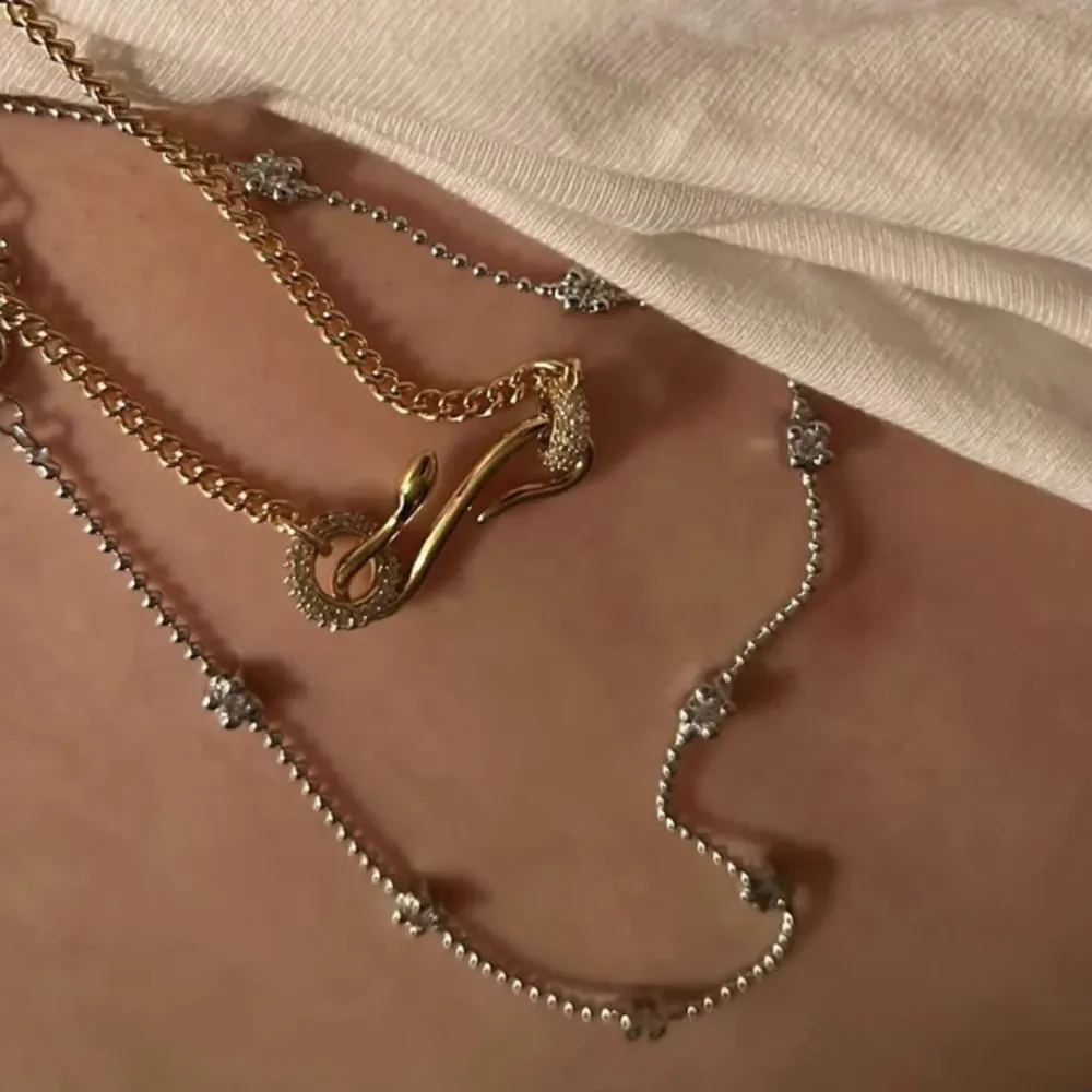 18K Gold-Plated Copper Inlaid Zircon Necklace, image 3