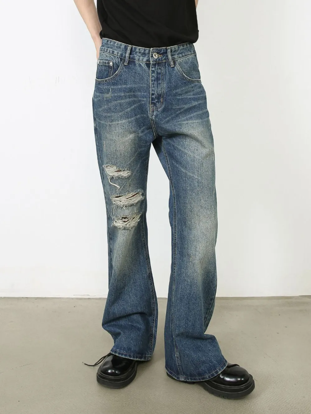 Men's Distressed Jeans with Pockets, image 3