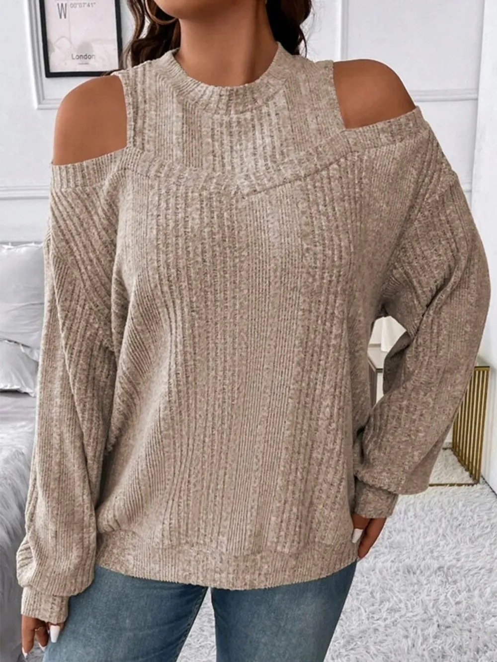 Round Neck Cold Shoulder Sweater, image 2