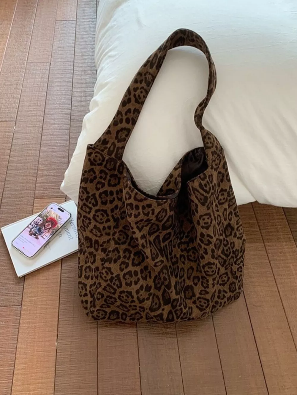 Casual Style Shoulder Bag, image 9