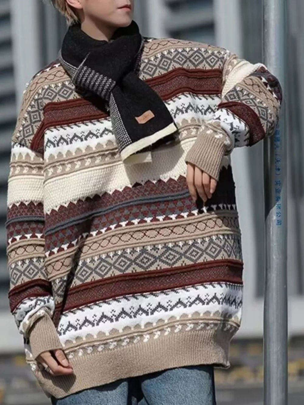 Men's Vintage Pattern Round Neck Knitted Sweater, image 5