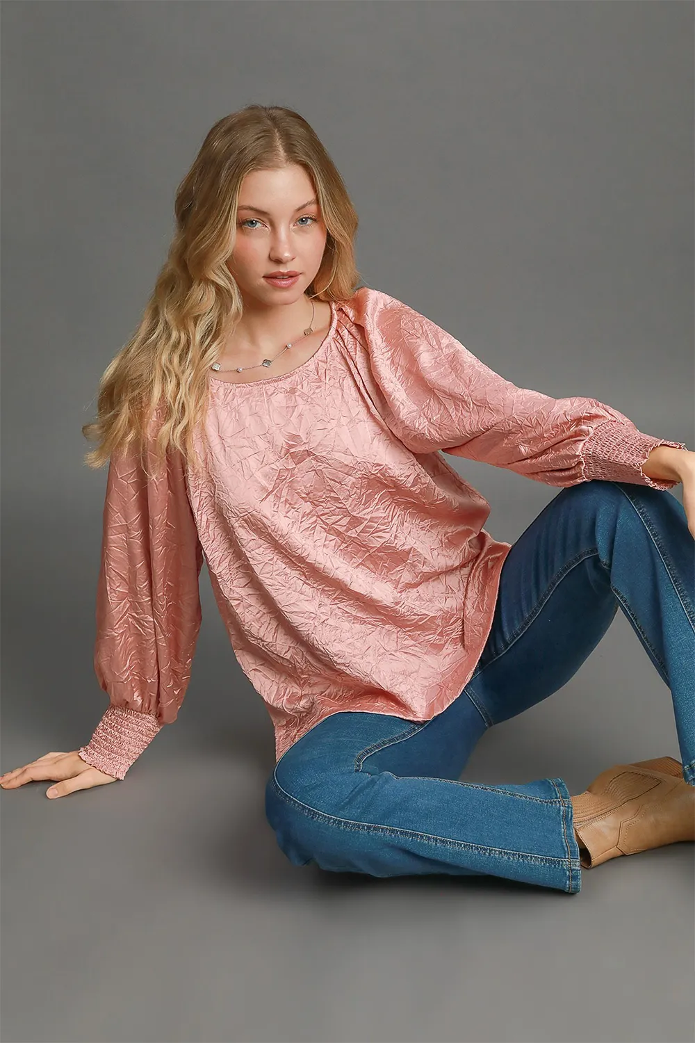 Wrinkled Round Neck Lantern Sleeve Blouse, image 4