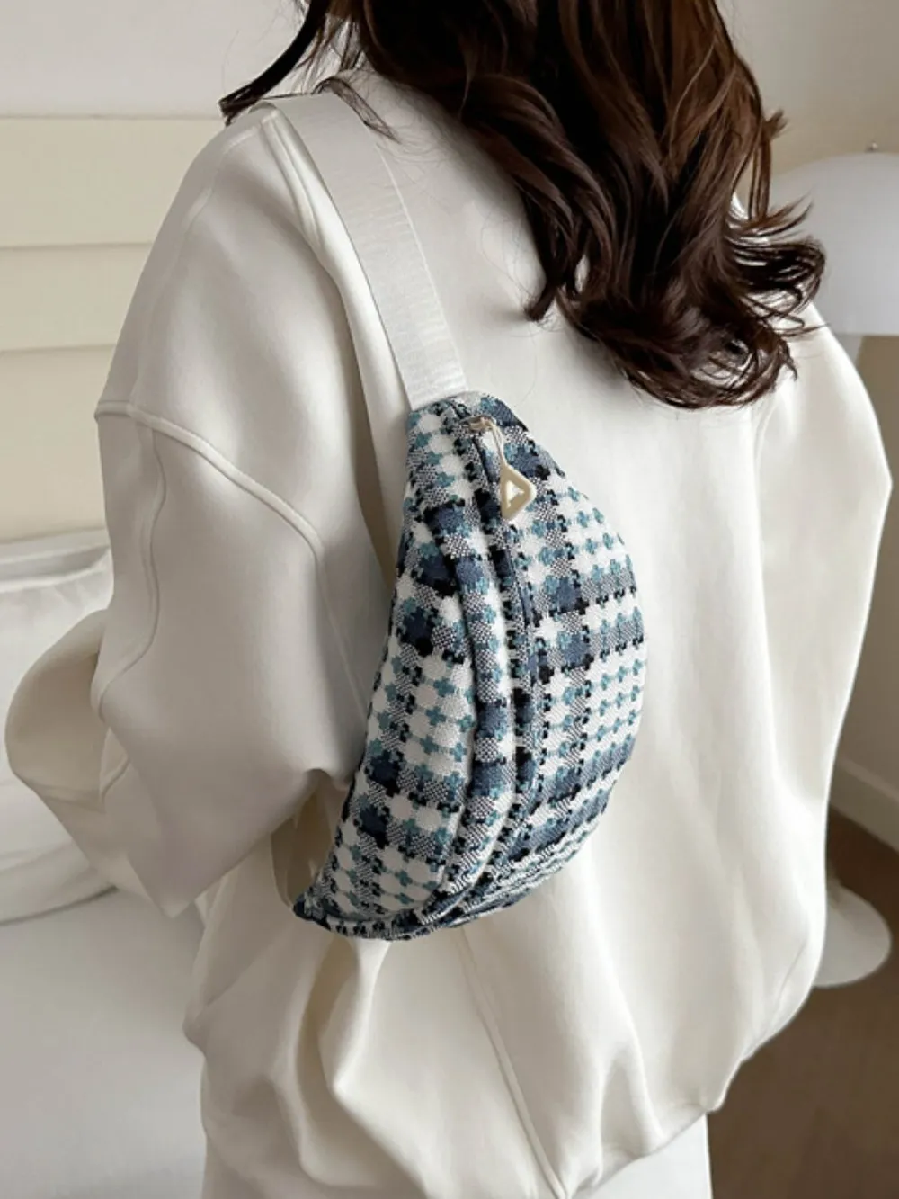 Plaid Wide Strap Crossbody Bag, image 11