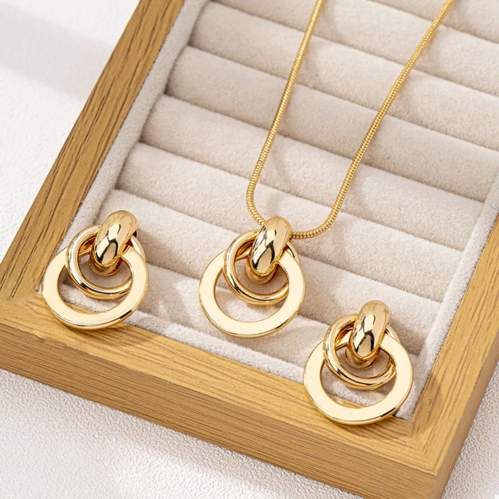 18K Gold-Plated Earrings and Pendant Necklace Jewelry Set, image 5