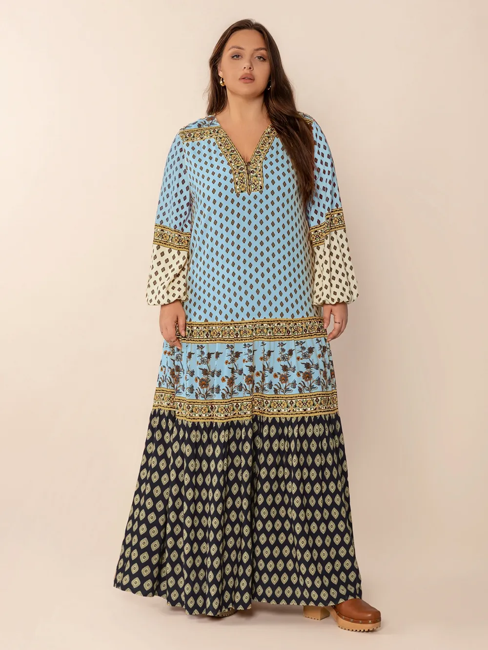 Plus Size Printed V-Neck Balloon Sleeve Maxi Dress, image 7