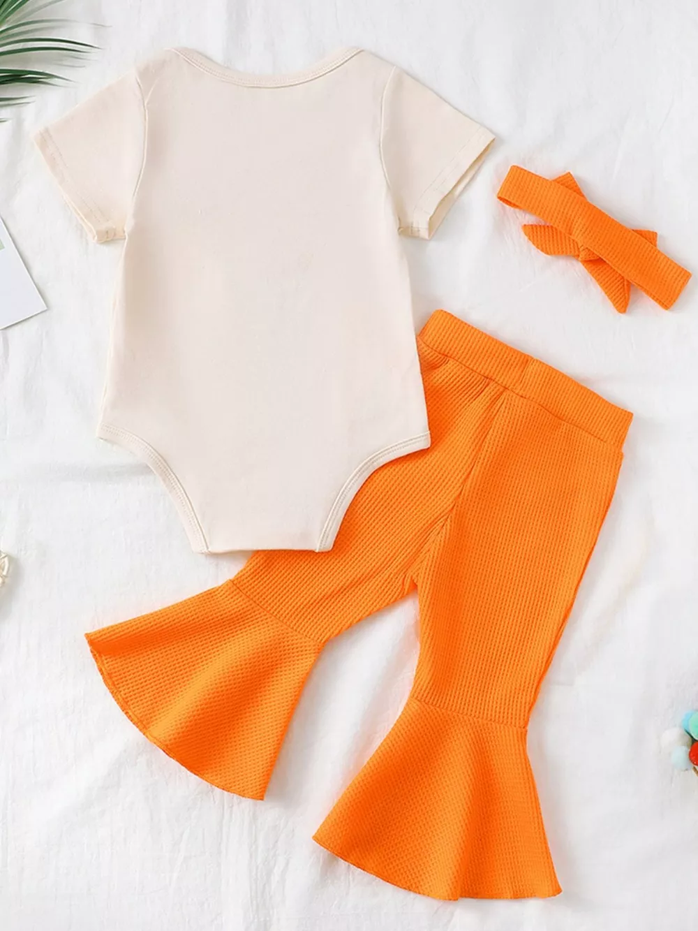 Children's Short Sleeve Bodysuit and Flare Pants Set with Headband, image 5