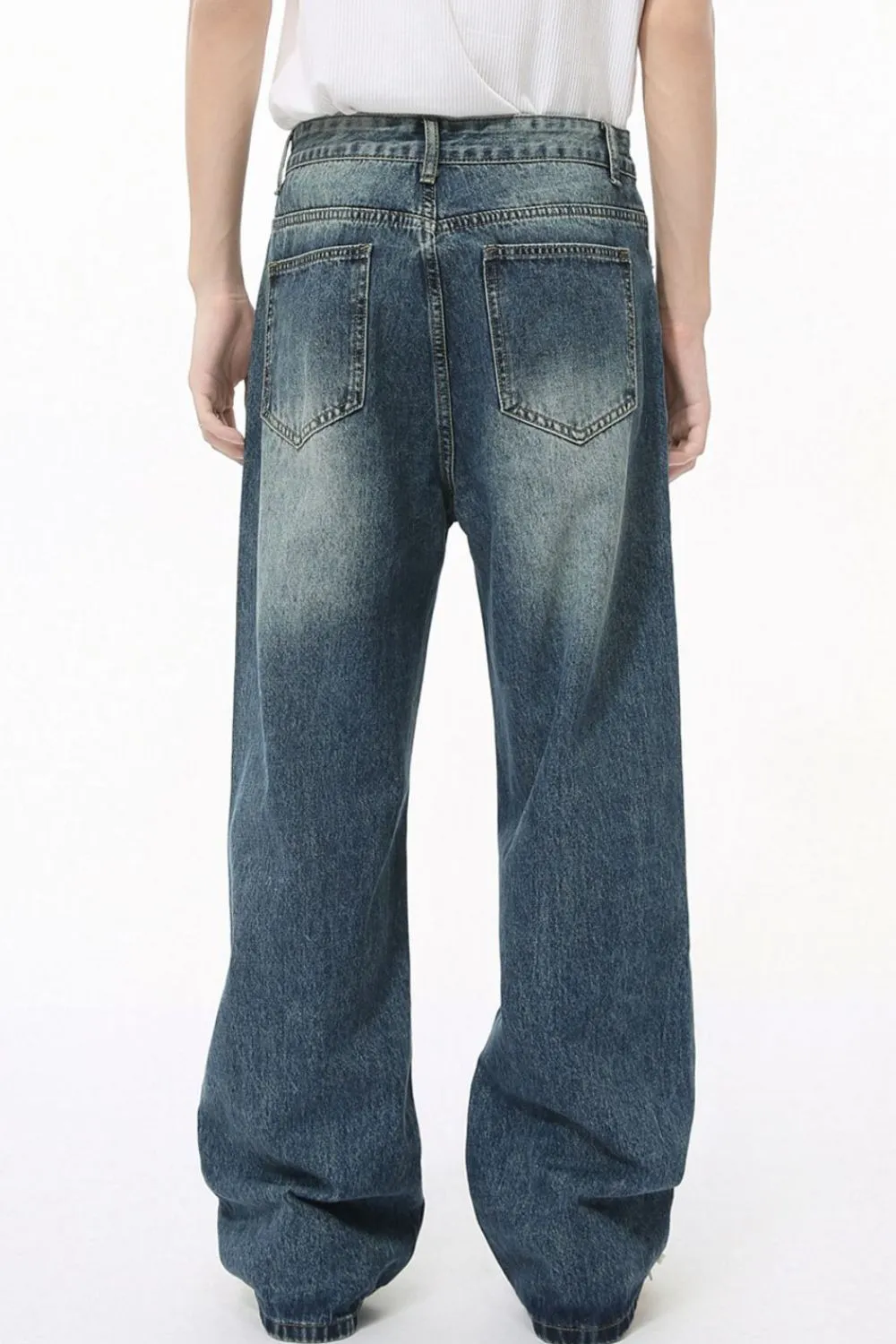 Mid Rise Wide Leg Jeans with Pockets, image 3