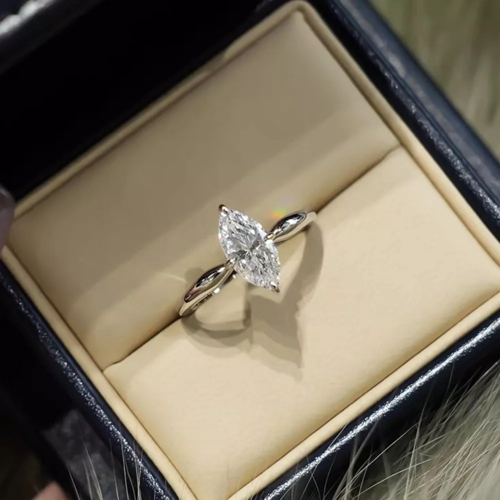 2 Carat Moissanite 925 Sterling Silver Ring