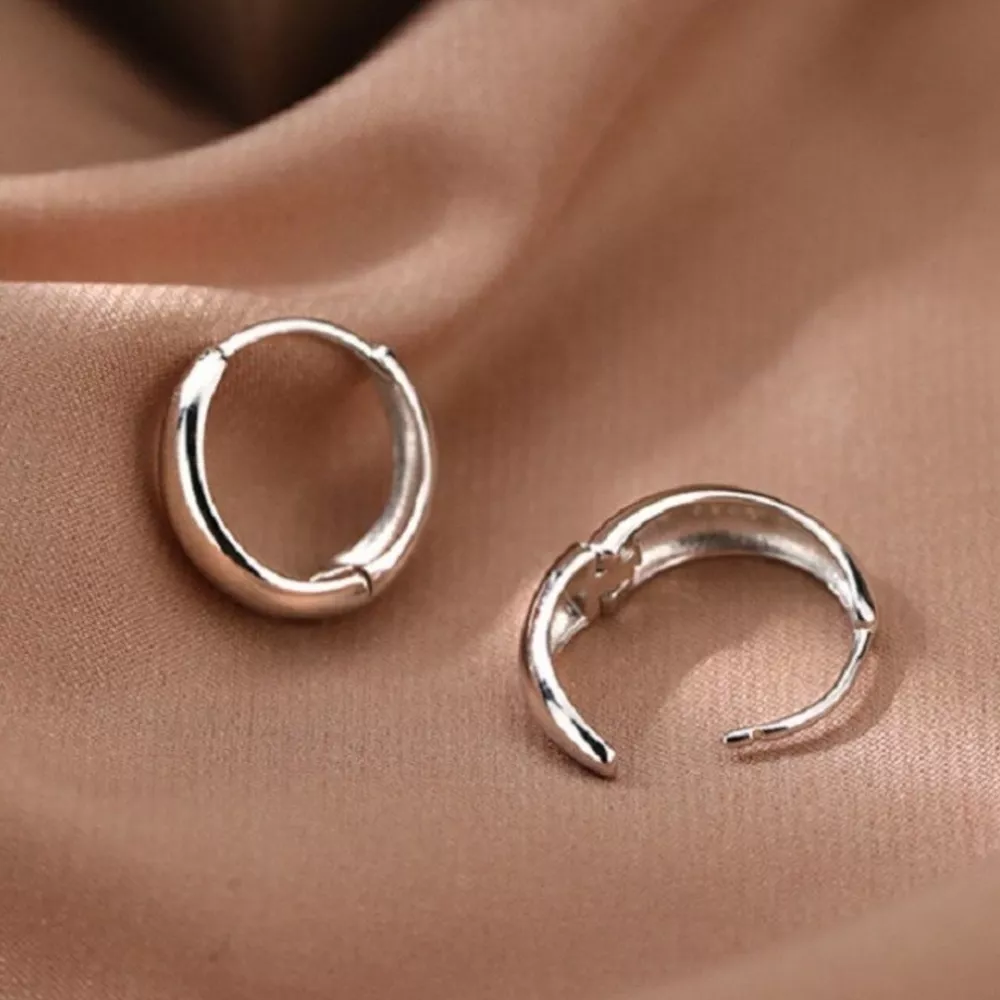 Lightweight Hoop Earrings, image 2