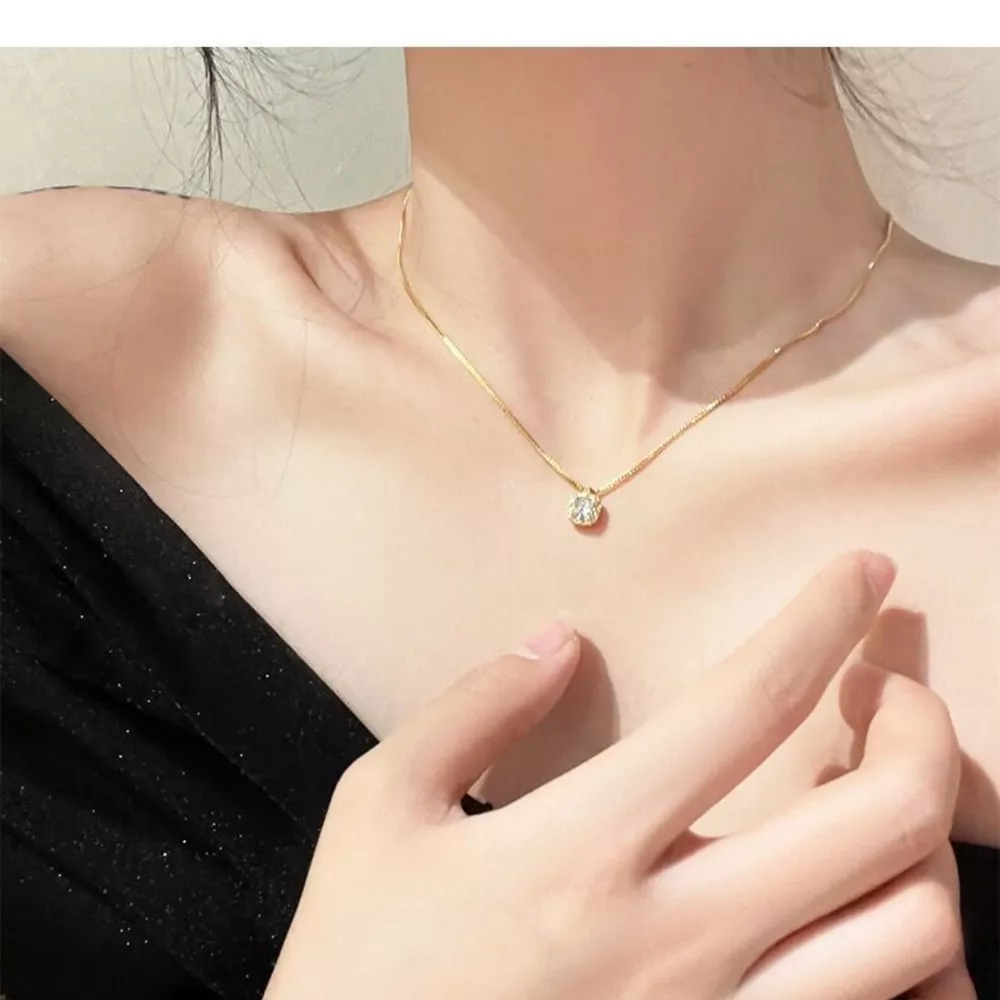 925 Sterling Silver Zircon Pendant Necklace