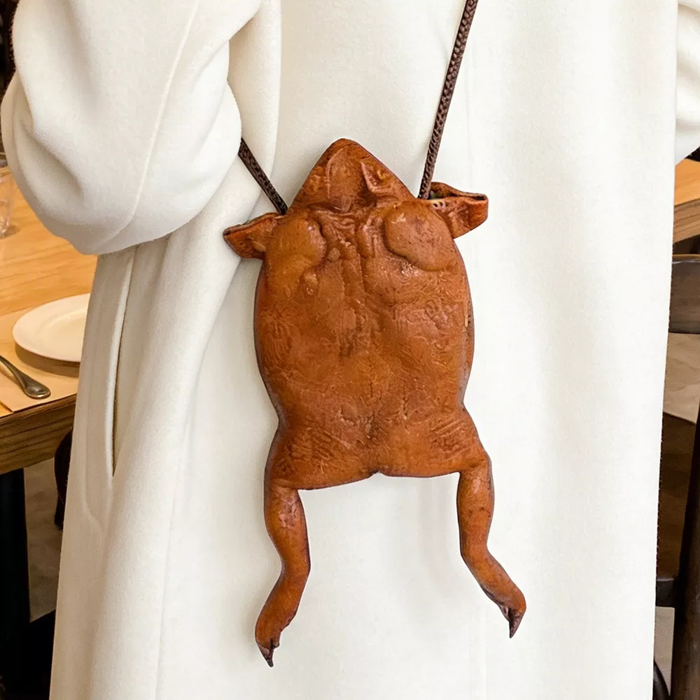 Frog-Shaped Crossbody Bag