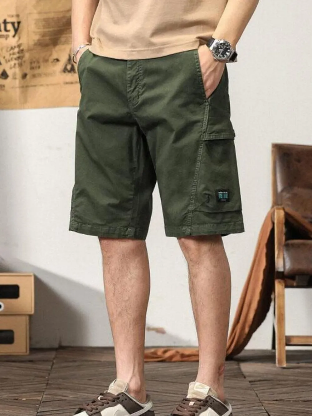 Men's Loose Fit Cargo Shorts, image 2