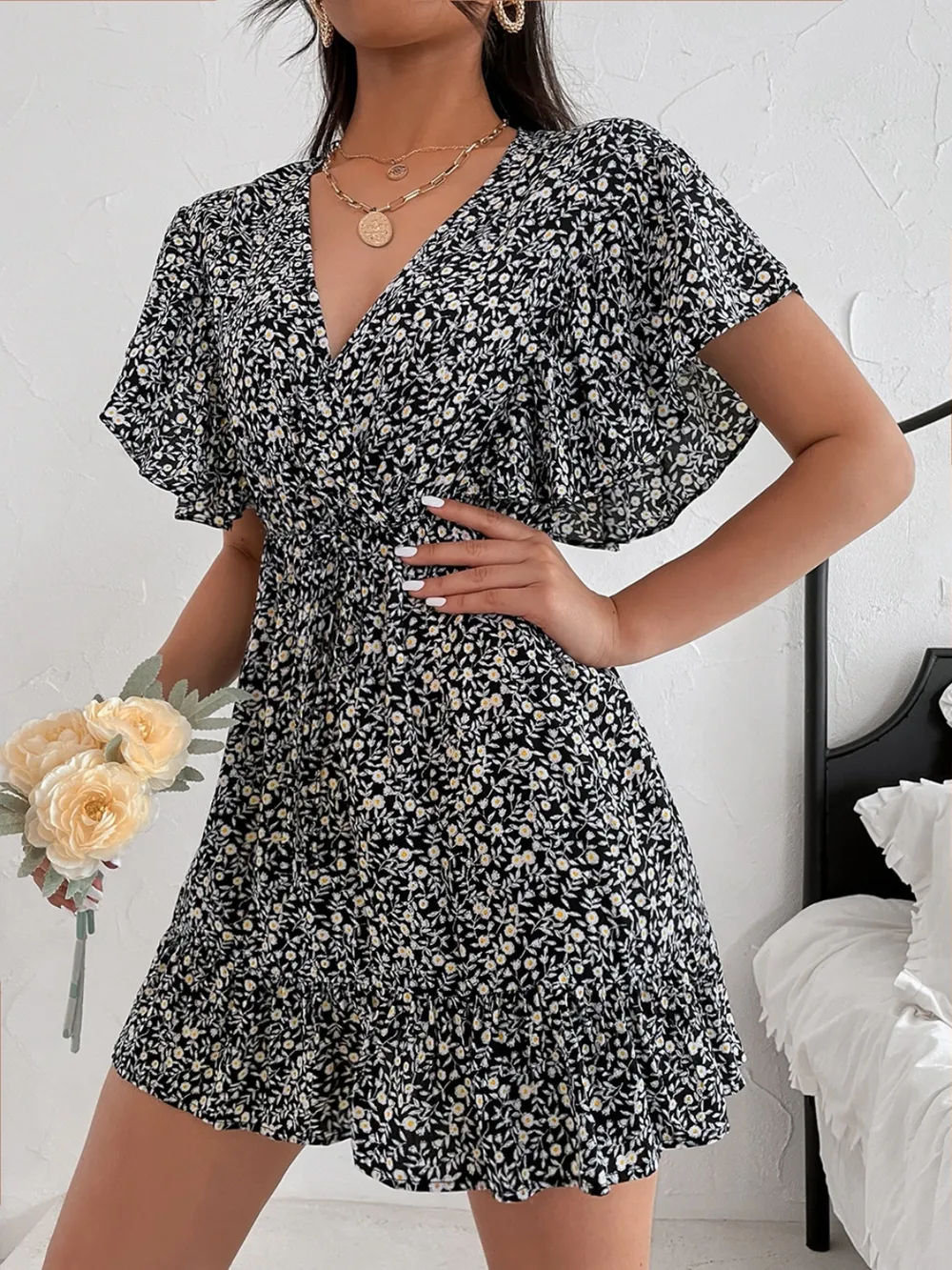 Cutout Ditsy Floral Surplice Flounce Sleeve Dress, image 4