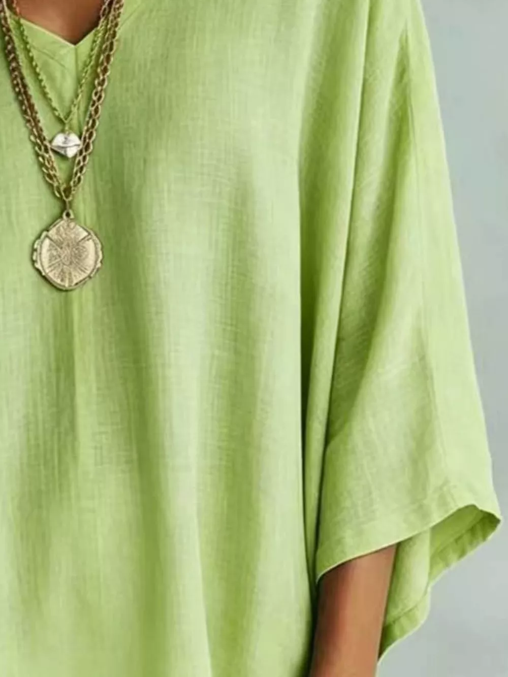 Full Size V-Neck Loose Fit T-Shirt Plus Size, image 3