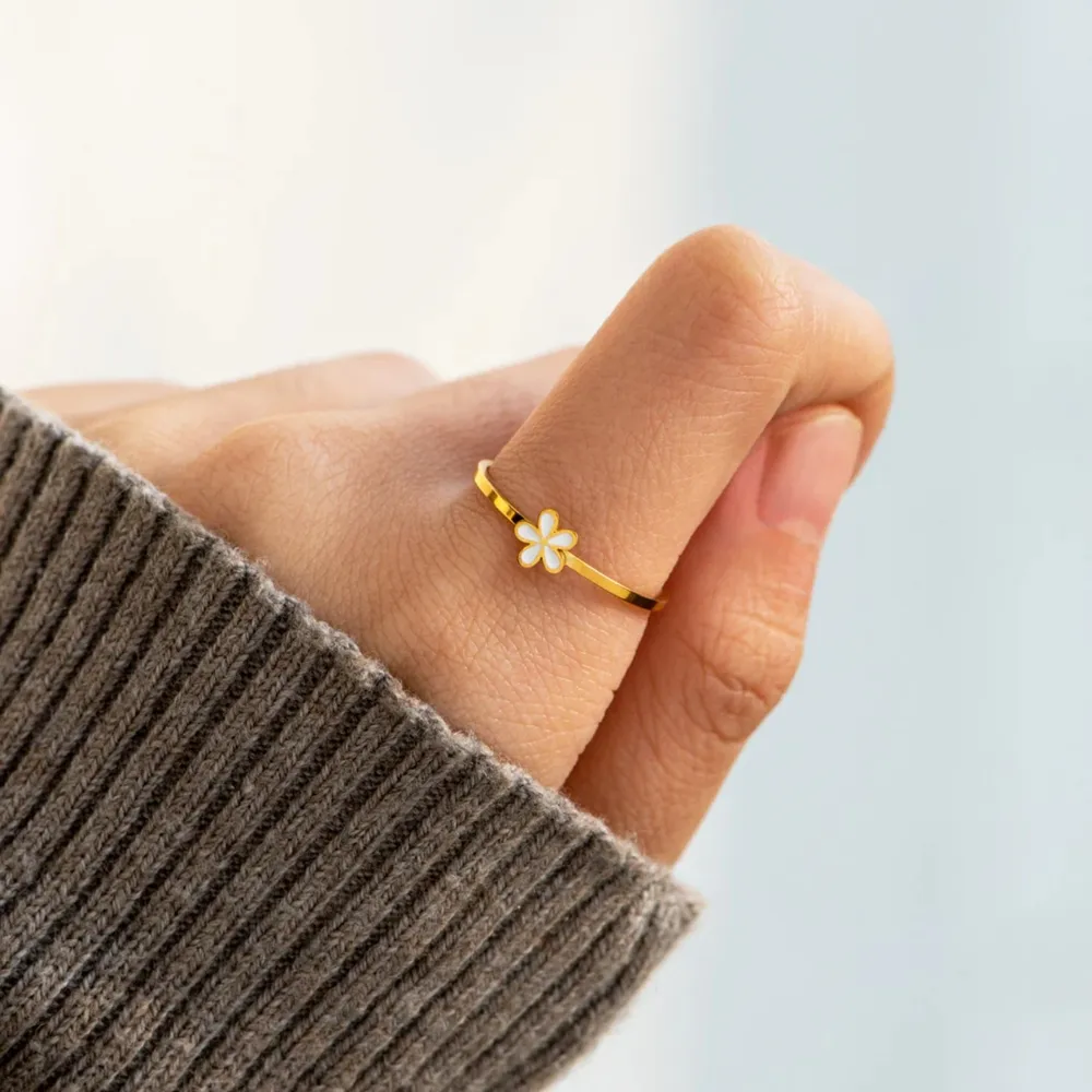 925 Sterling Silver Enamel Flower Ring, image 3