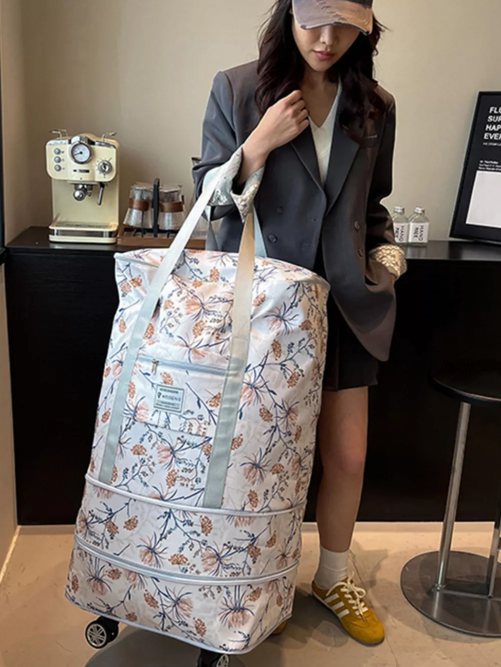 Floral Pattern Rolling Luggage Travel Bag, image 3