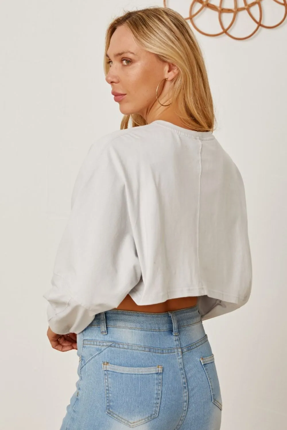 Round Neck Dropped Shoulder Cropped Sweatshirt, image 3