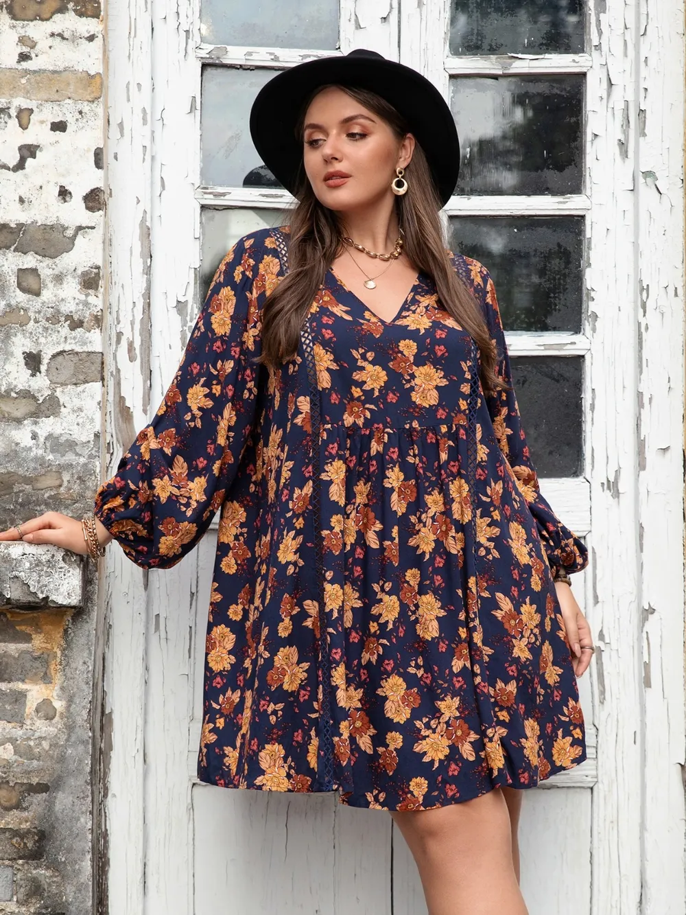 Plus Size Floral V-Neck Balloon Sleeve Dress, image 5