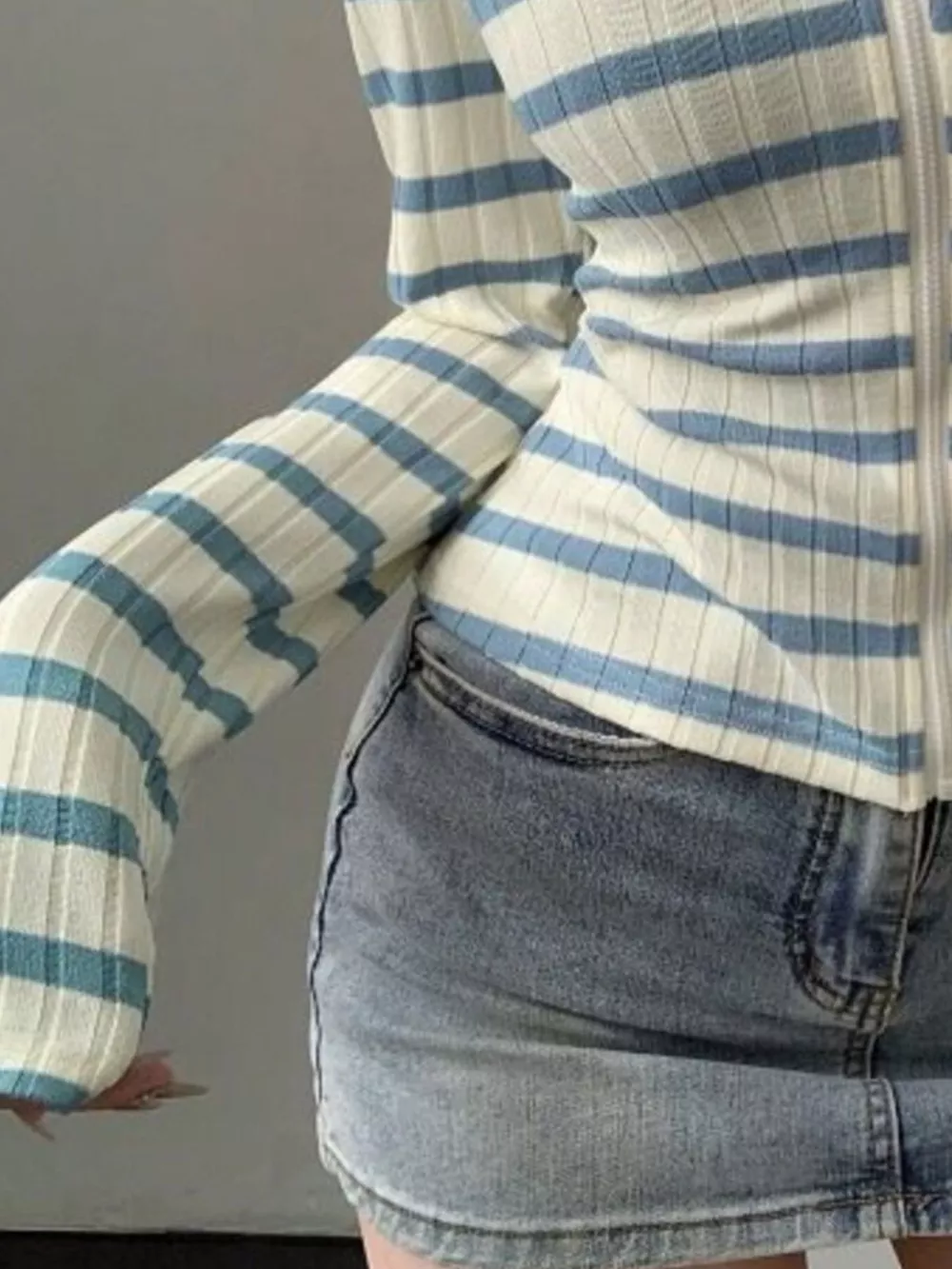 Striped Zip-Up Hooded Top, image 4