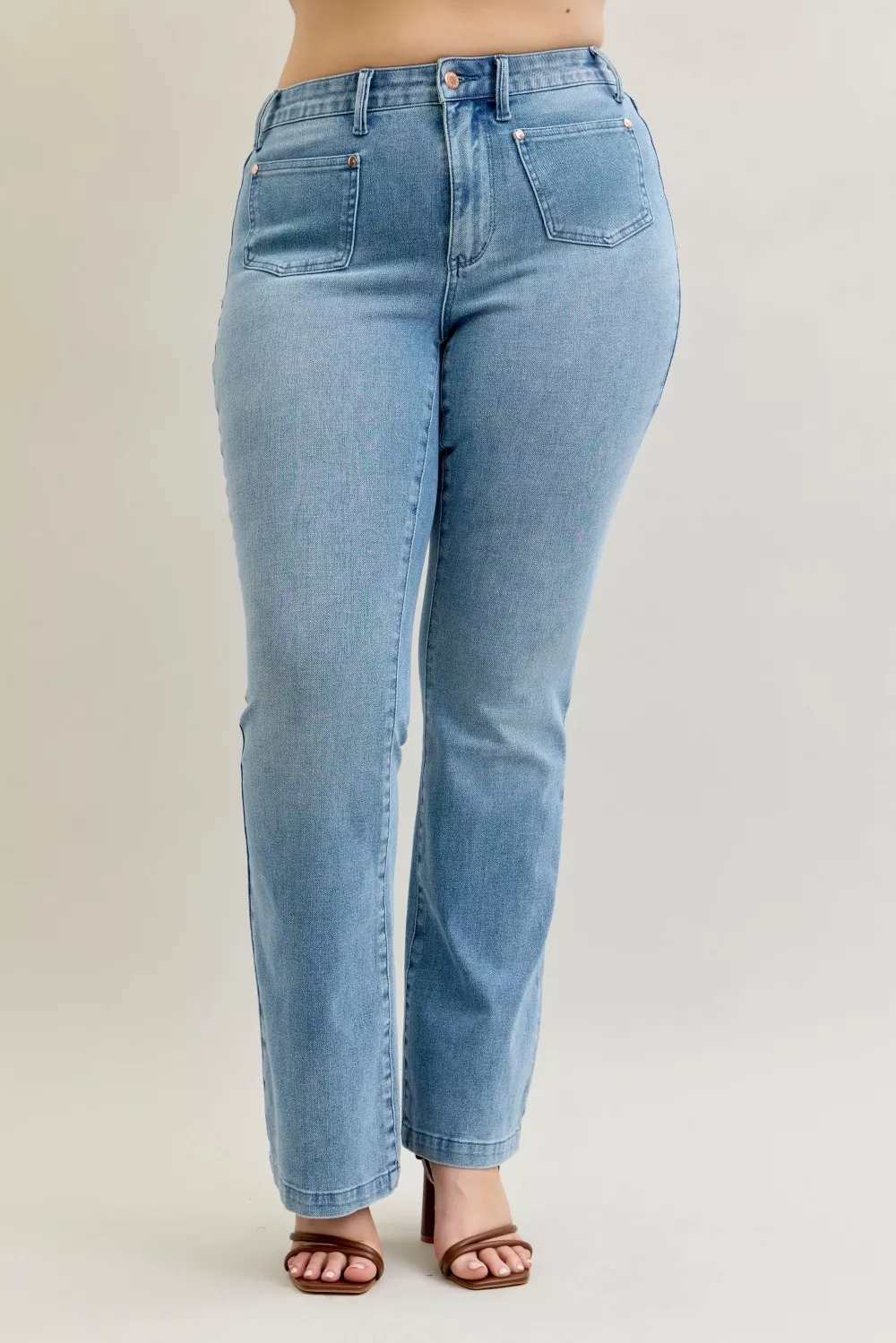 Full Size Mid Rise Bootcut Jeans with Contrast Wash & Front Patch Pockets Plus Size, image 7