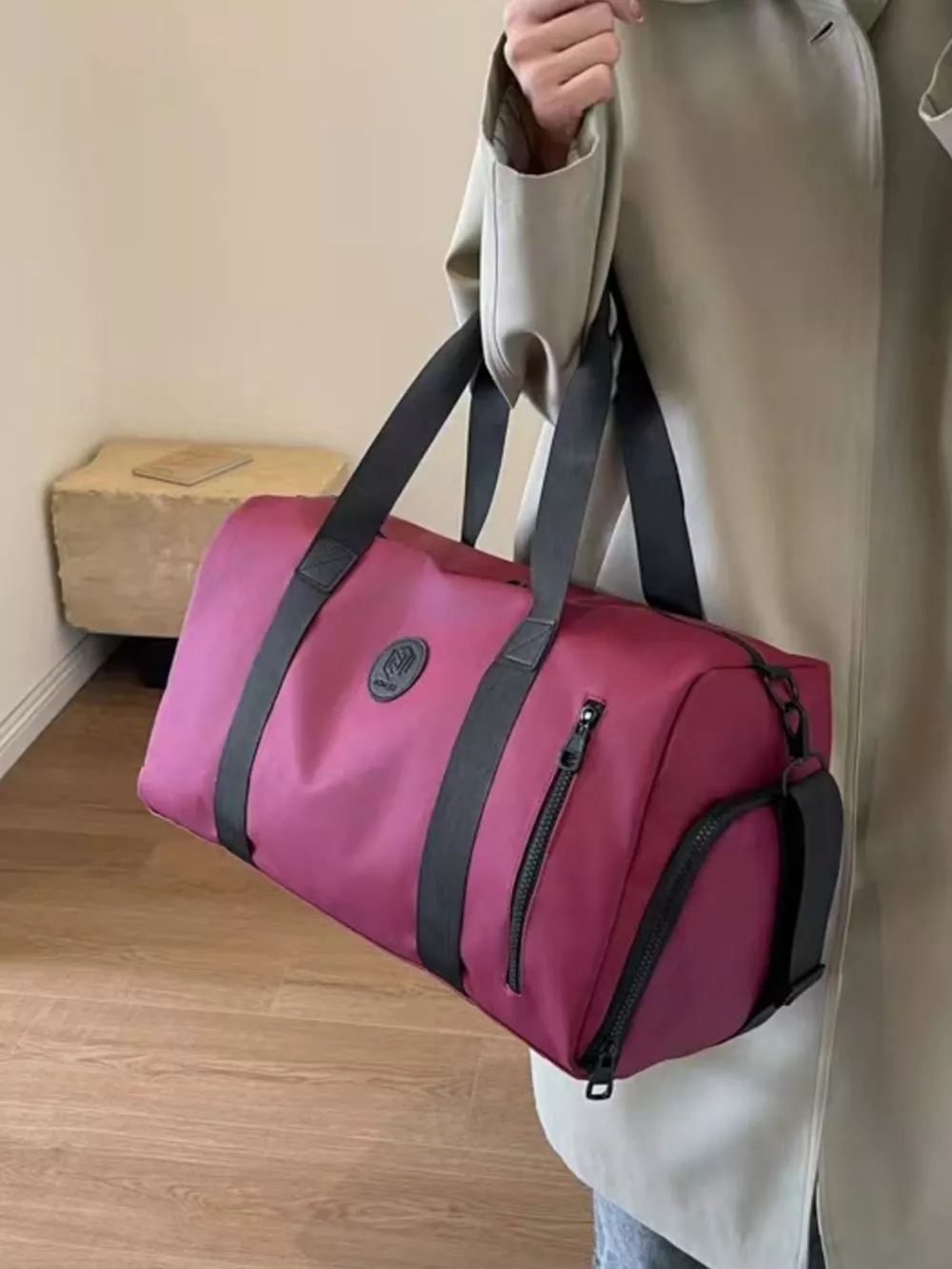 Adjustable Strap Travel Bag, image 8