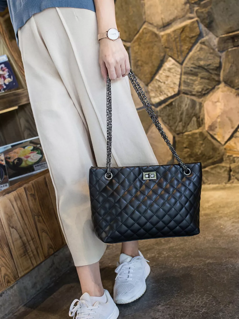 Quilted Chain Crossbody Bag