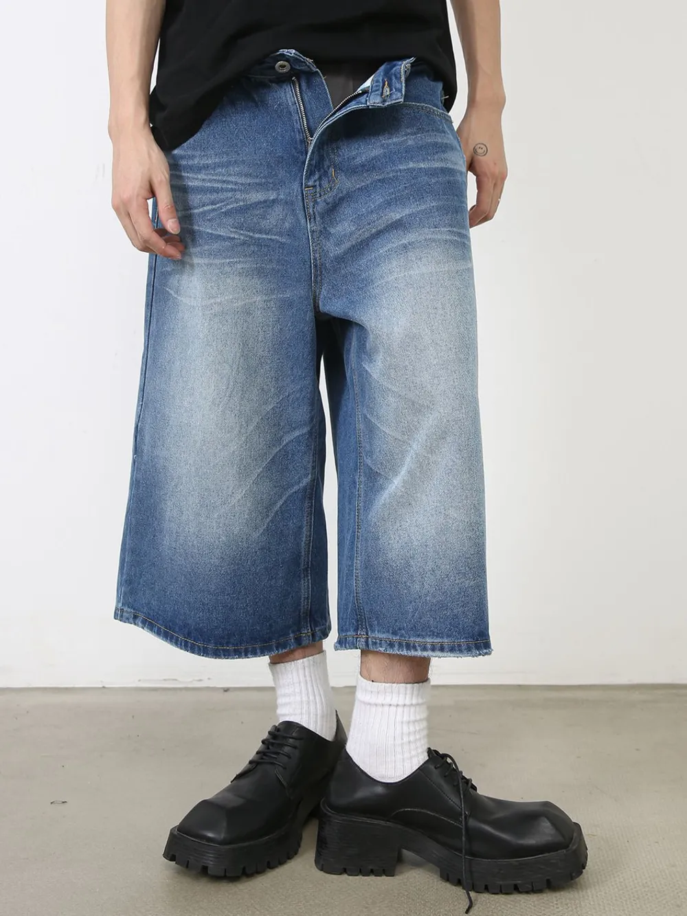 Men's Washed Denim Shorts with Pockets, image 5