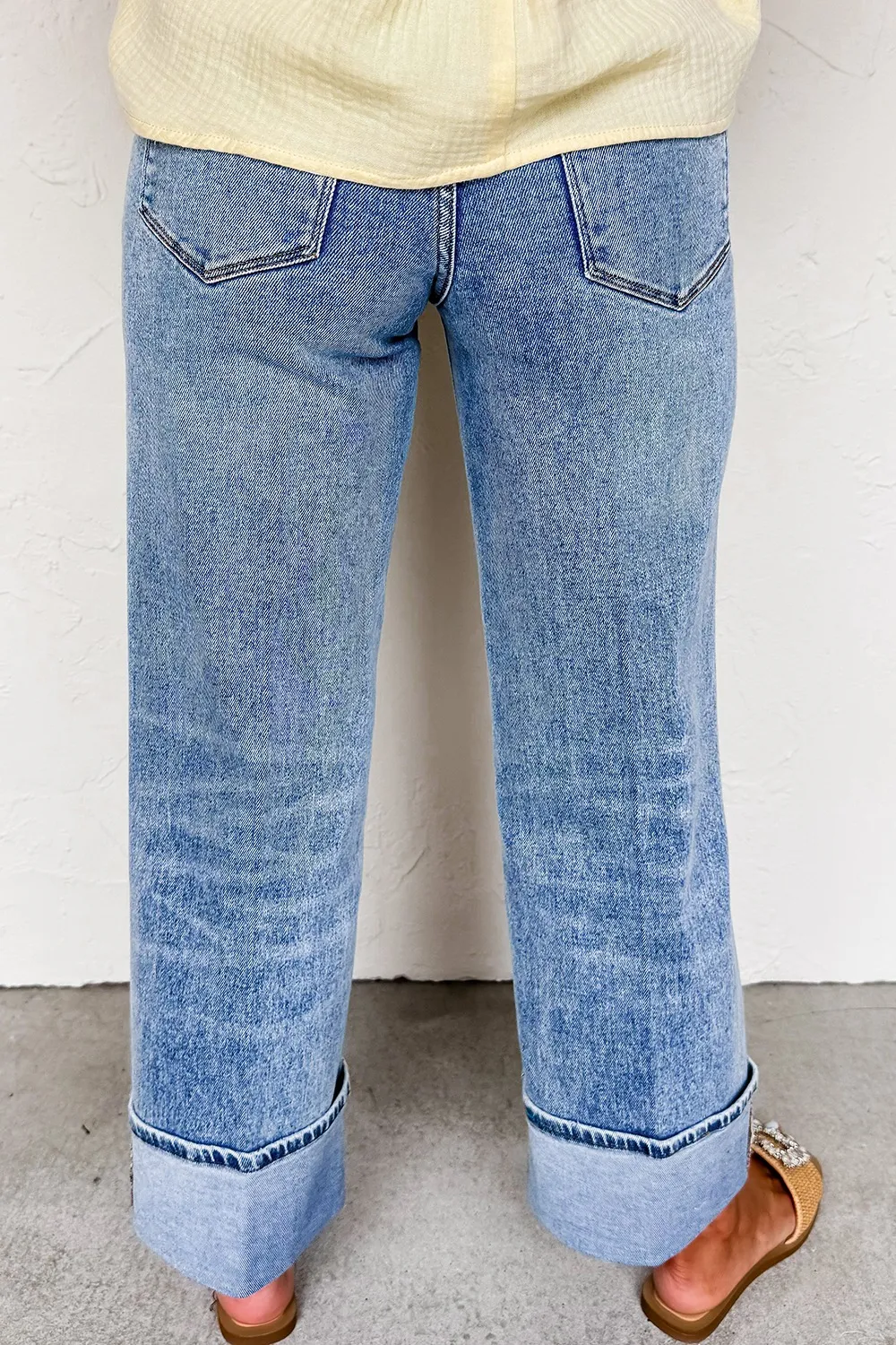 High-Waisted Wide-Leg Cuffed Jeans, image 10