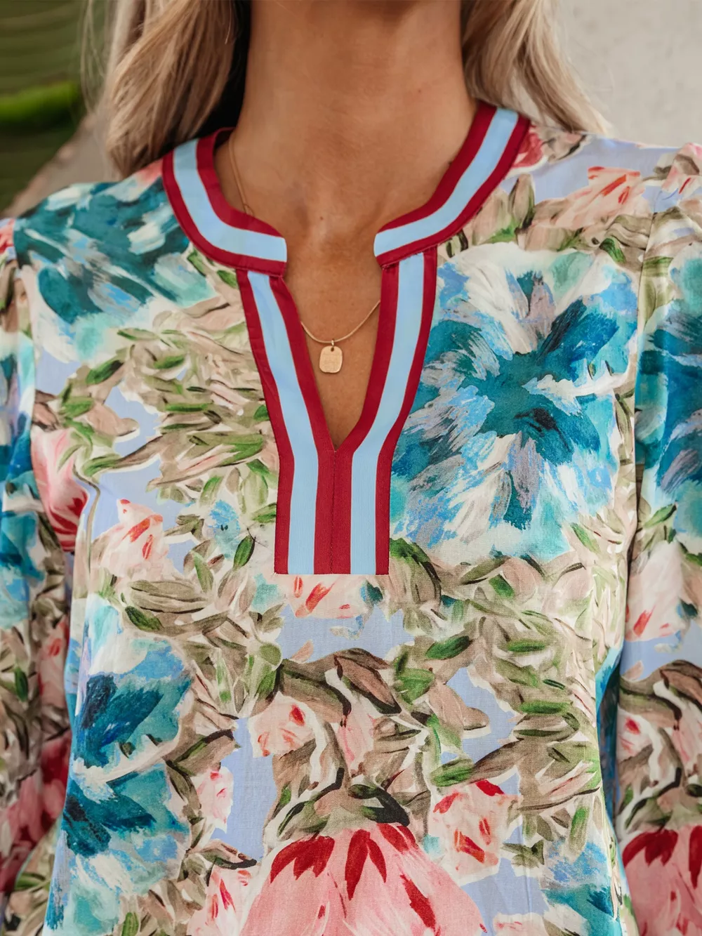 Contrast Trim V Neck Cuffed Bracelet Sleeve Floral Blouse, image 5