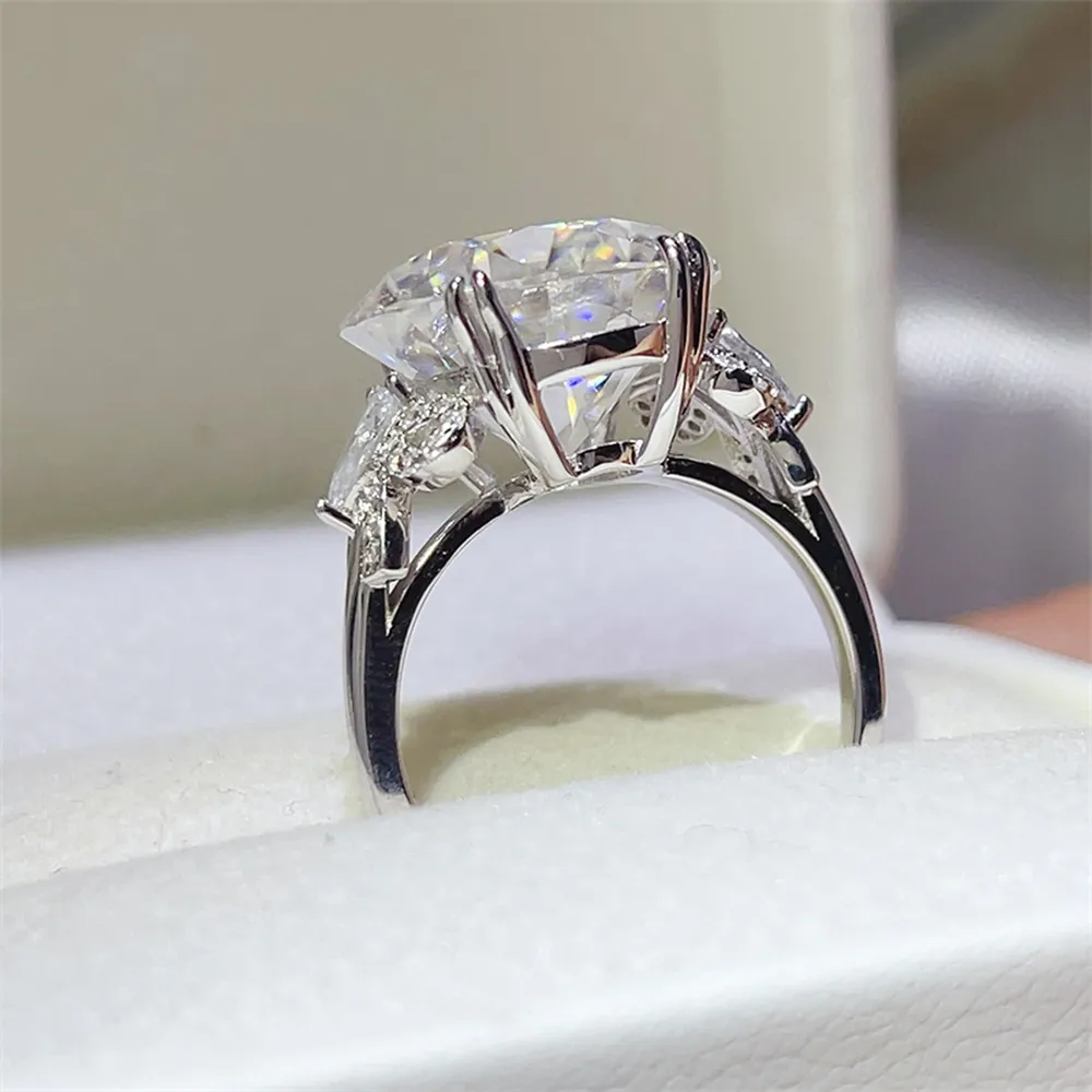 10 Carat Moissanite 925 Sterling Silver Ring, image 5