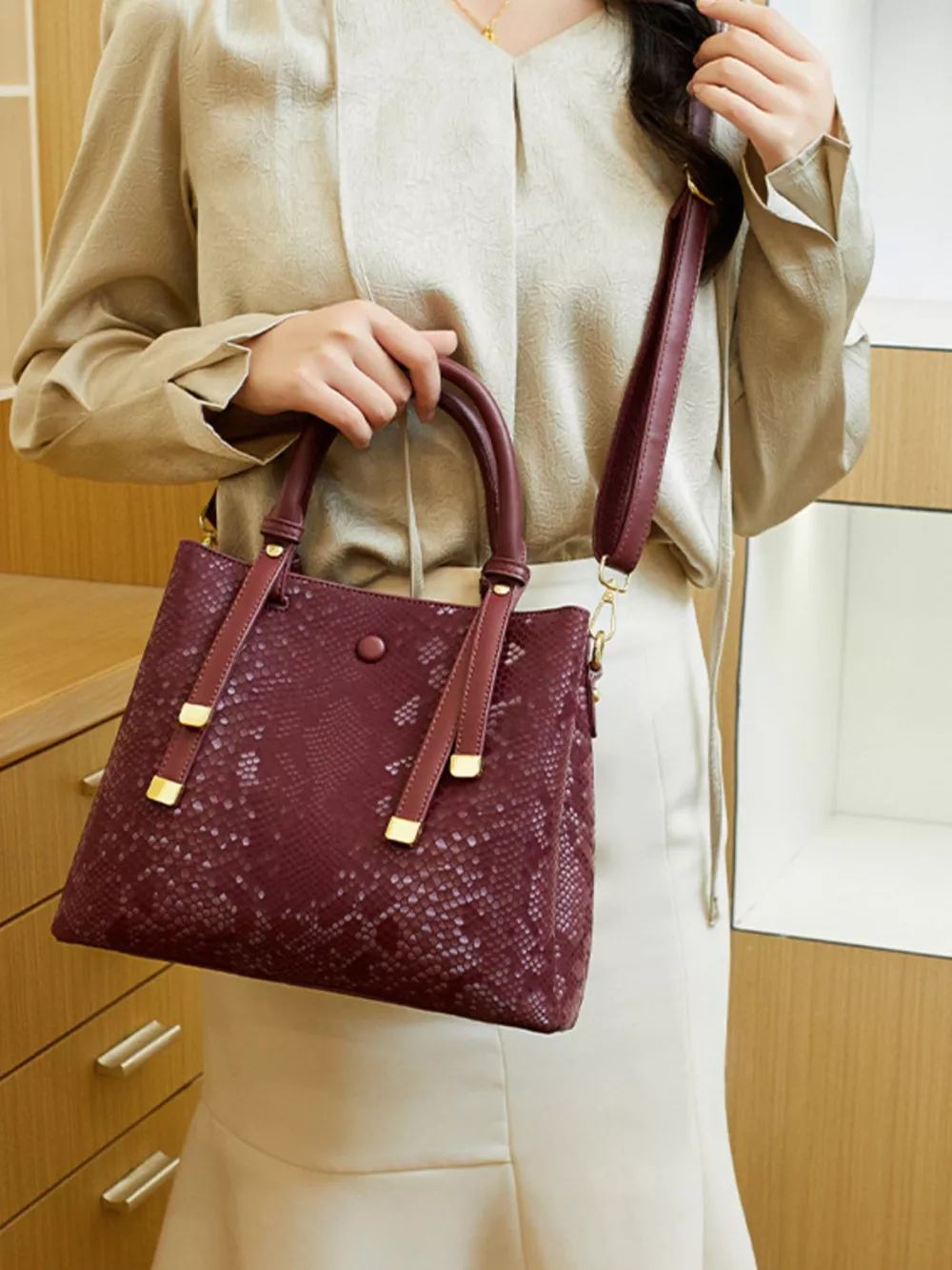 Snakeskin Pattern Handbag, image 3