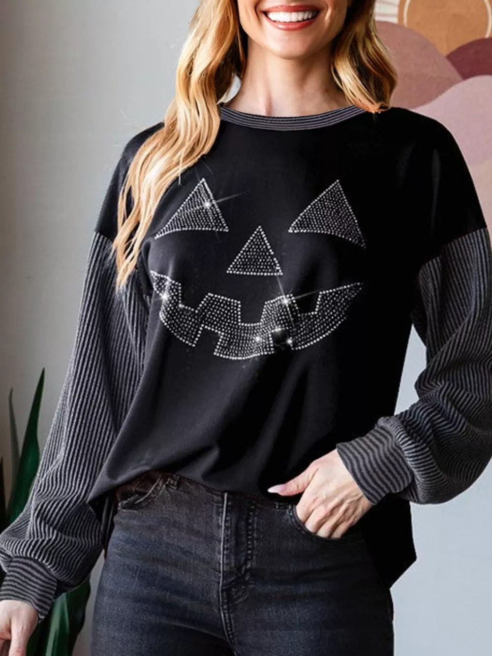 Halloween Rhinestone Pumpkin Face Contrast Ribbed Long Sleeve Patchwork Top, image 2