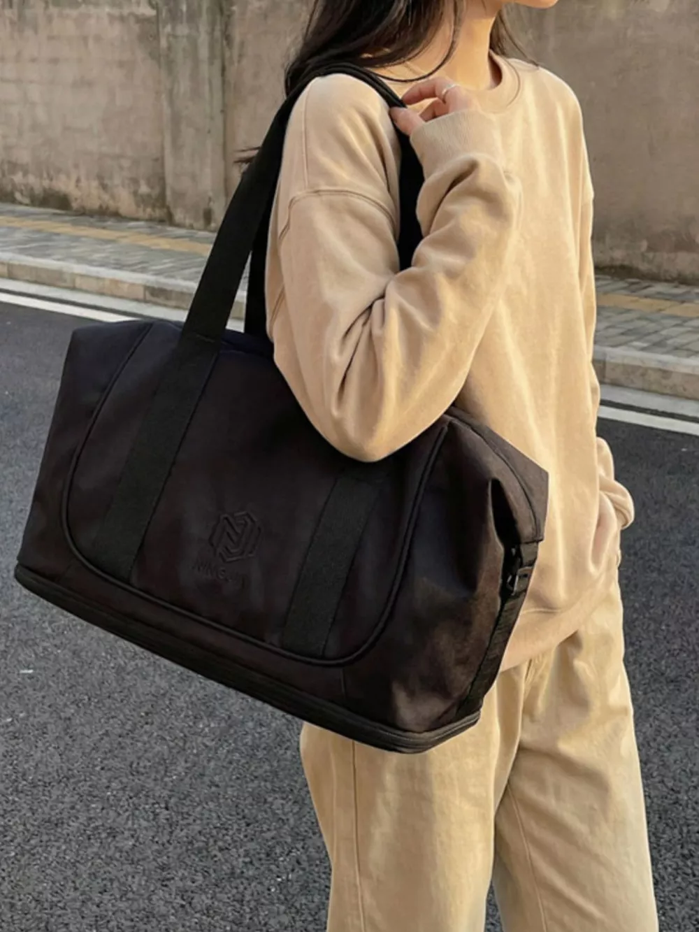 Solid Color Nylon Duffle Bag, image 2