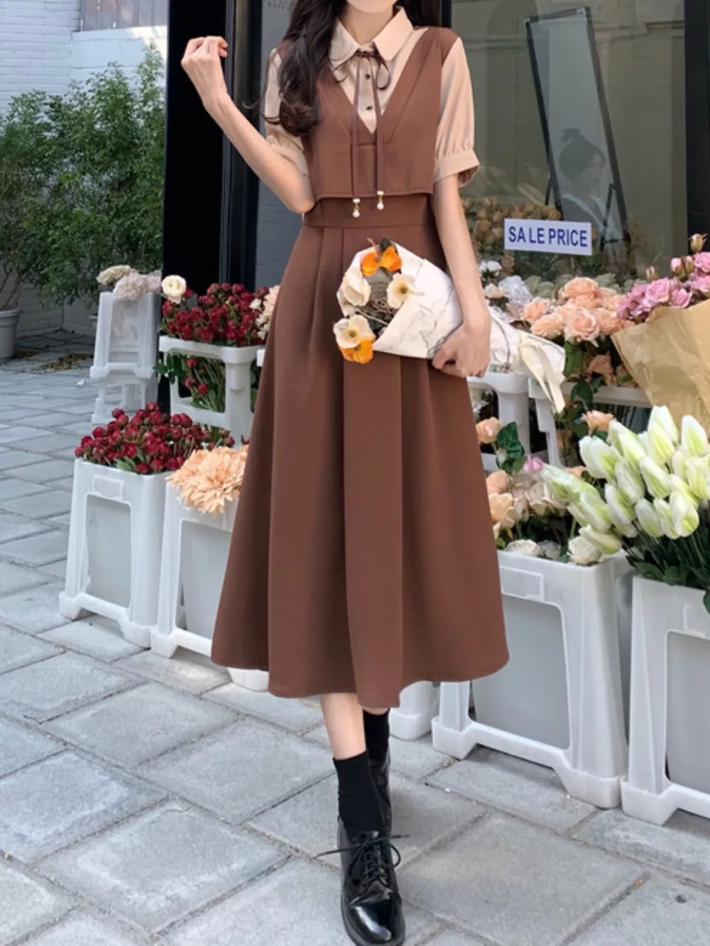 Contrast Short Sleeve Pleated Midi Dress, image 15