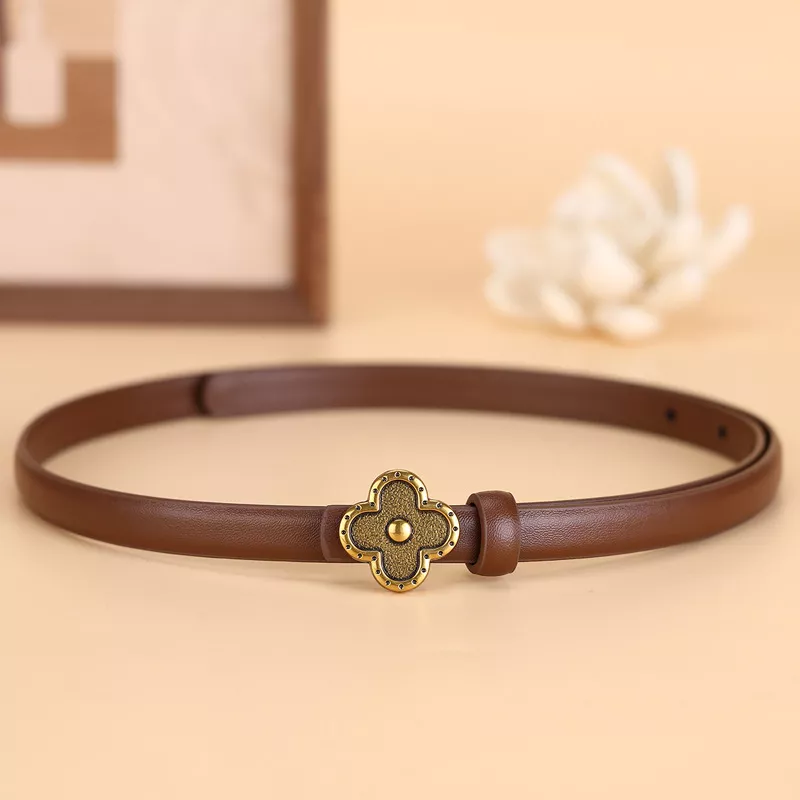Clover Buckle Leather Belt, image 5