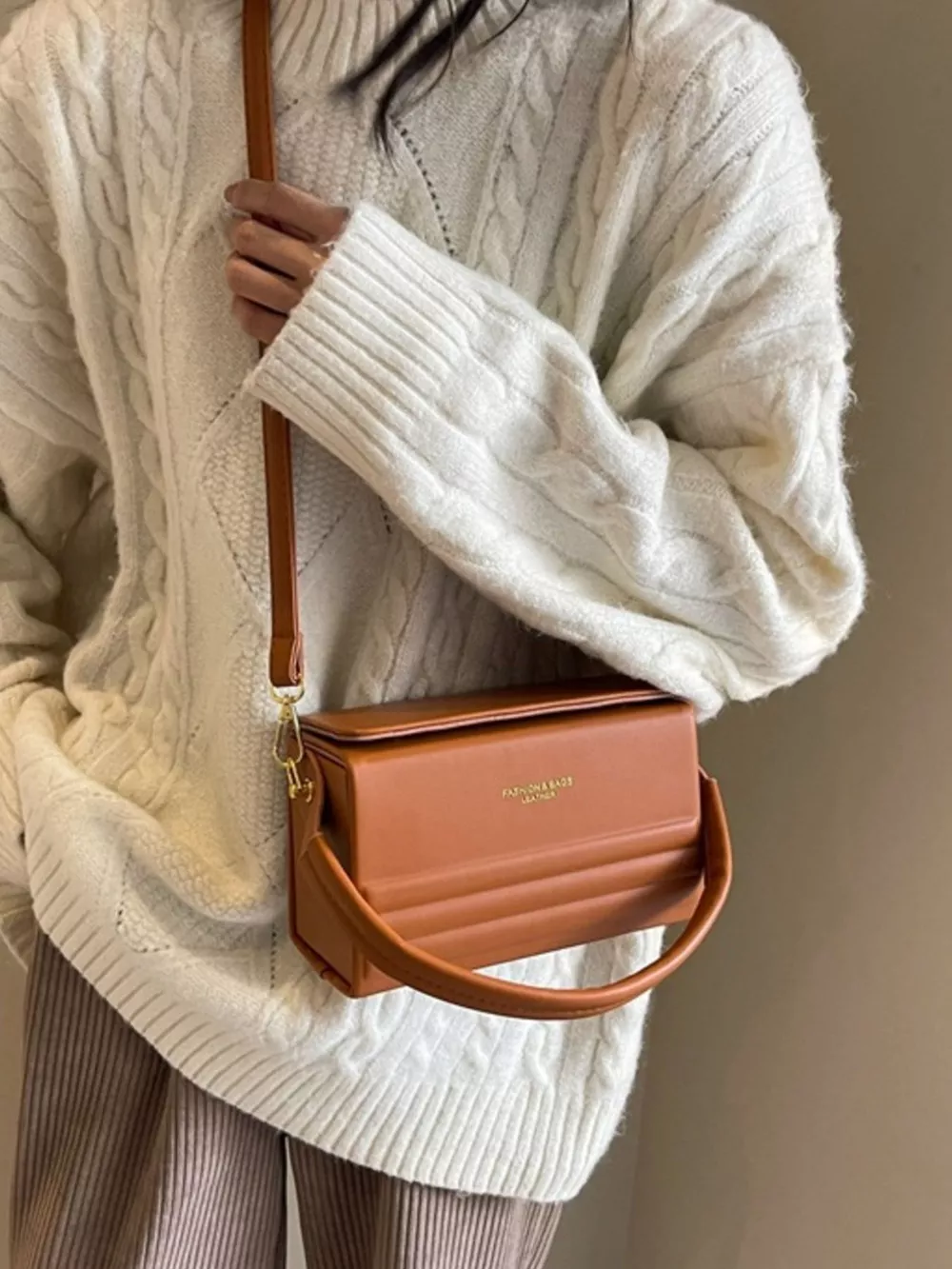 Box-Shaped Crossbody Bag, image 7