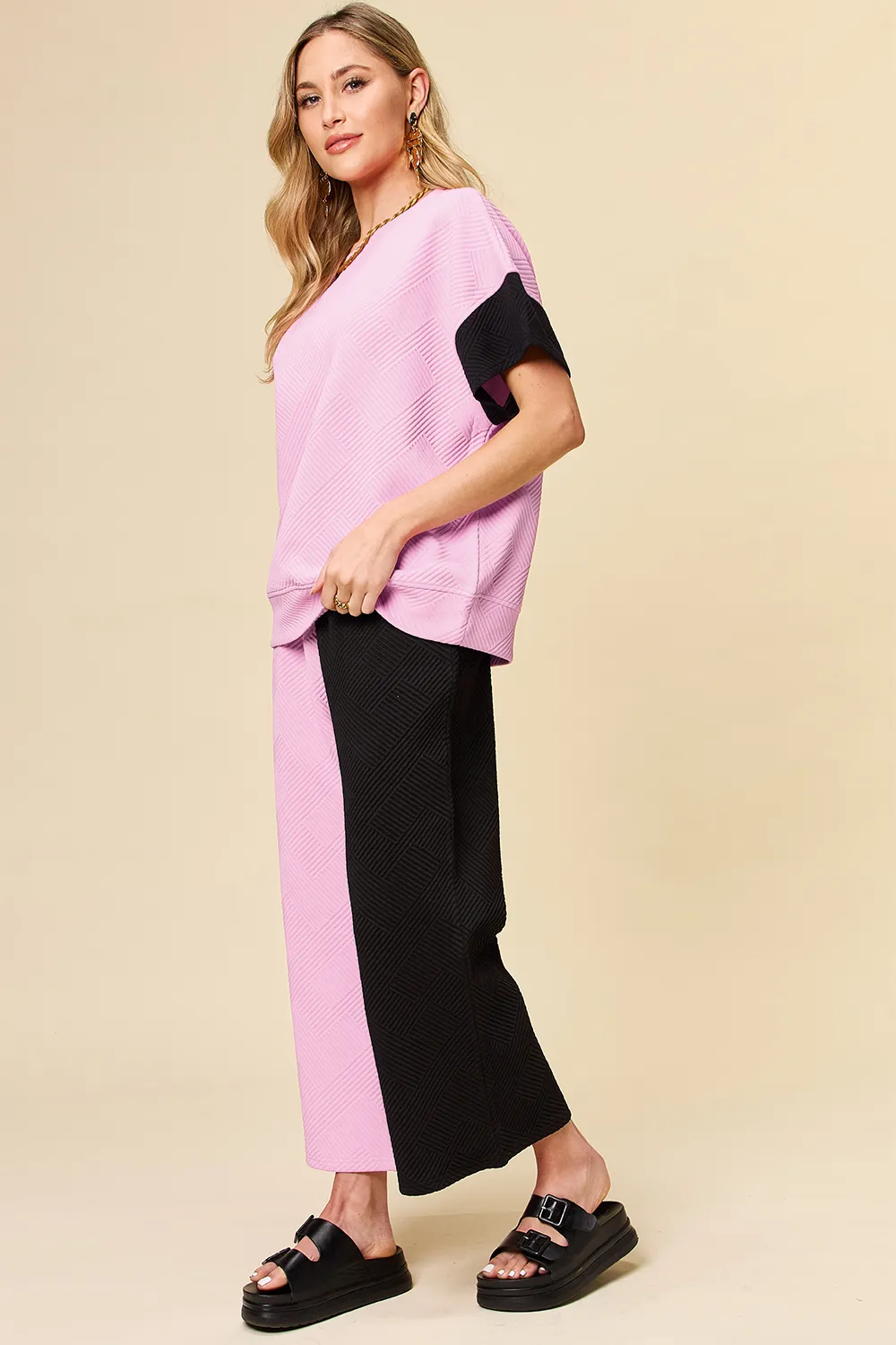 Full Size Texture Contrast T-Shirt and Wide Leg Pants Set, image 19