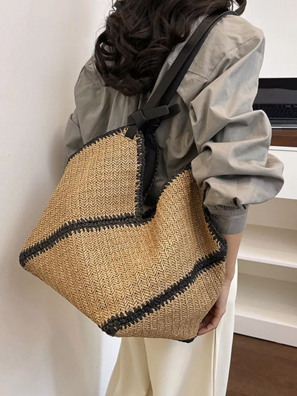 Woven Straw Shoulder Bag, image 4