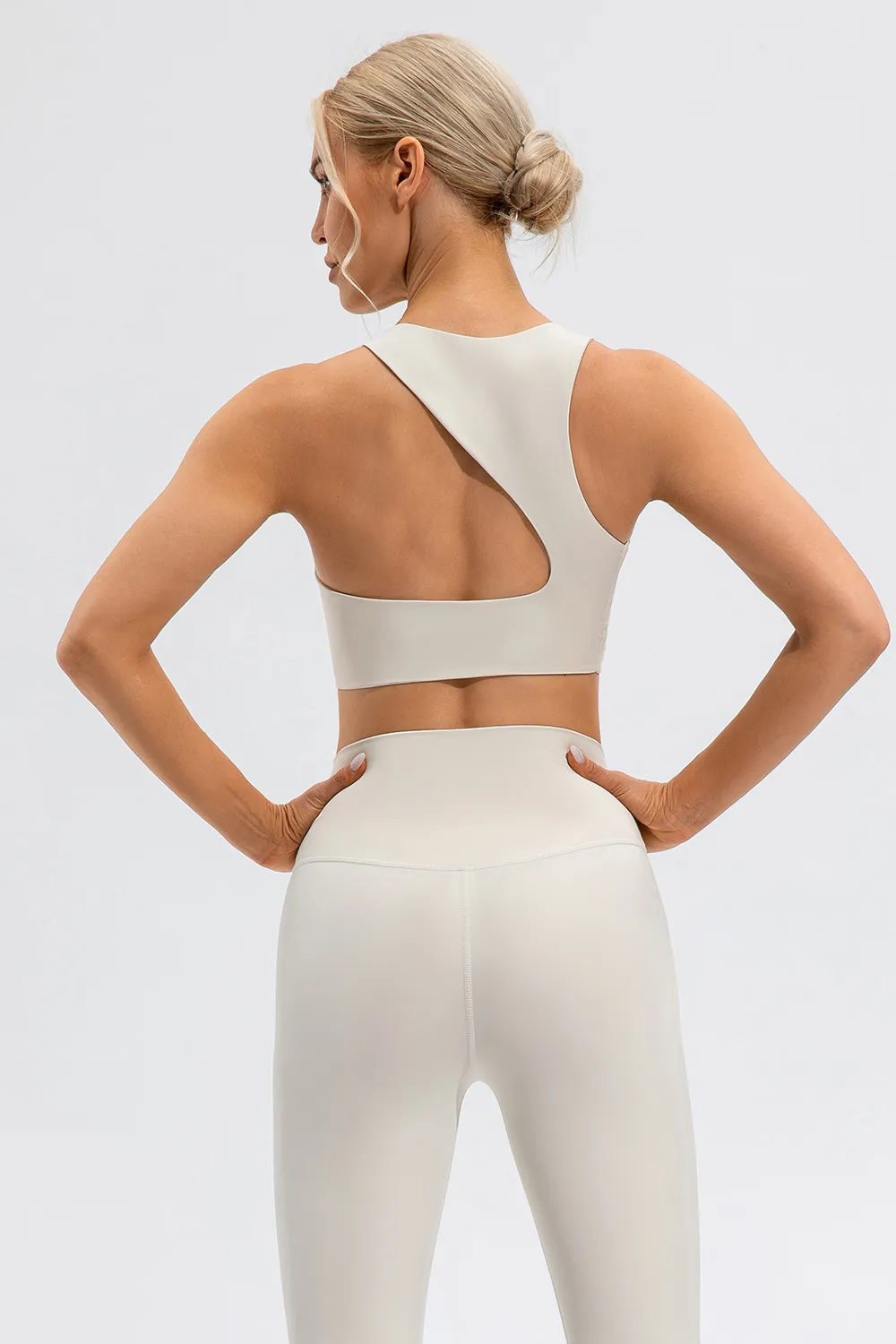 Round Neck Cutout Cropped Active Tank, image 11