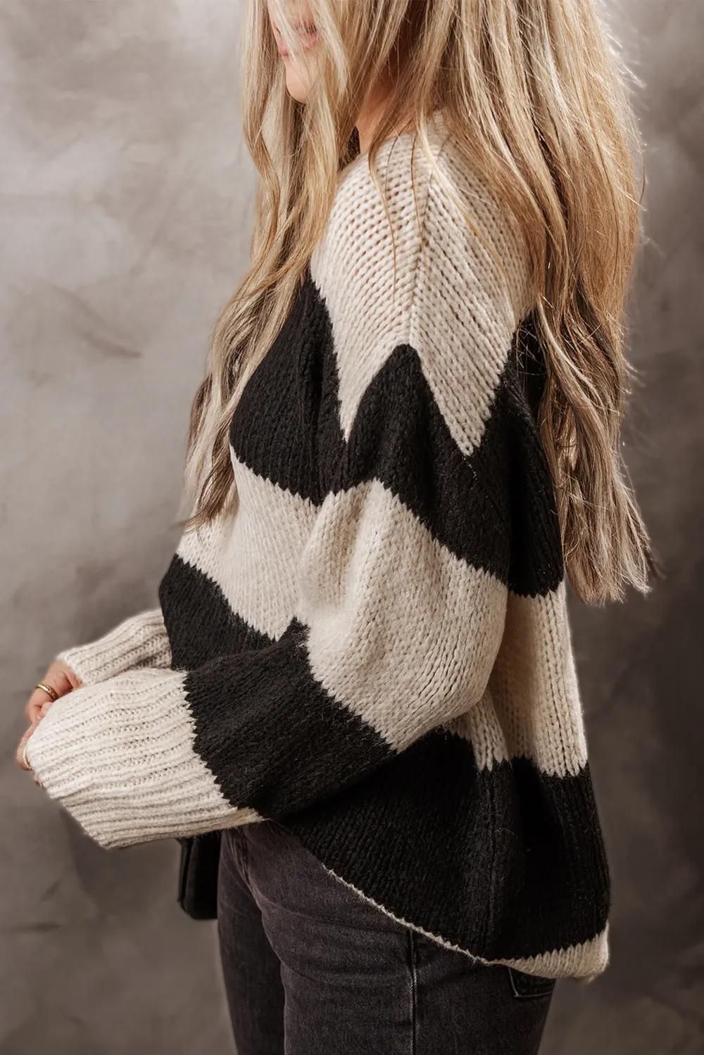 Color Block Round Neck Sweater, image 10