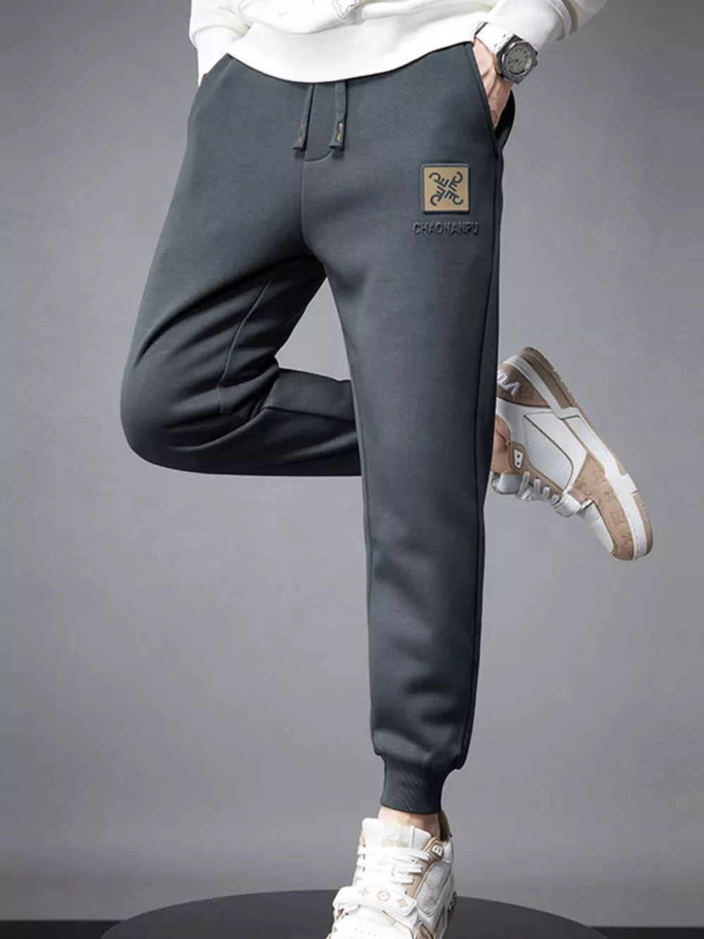 Men's Casual Loose Fit Joggers, image 3