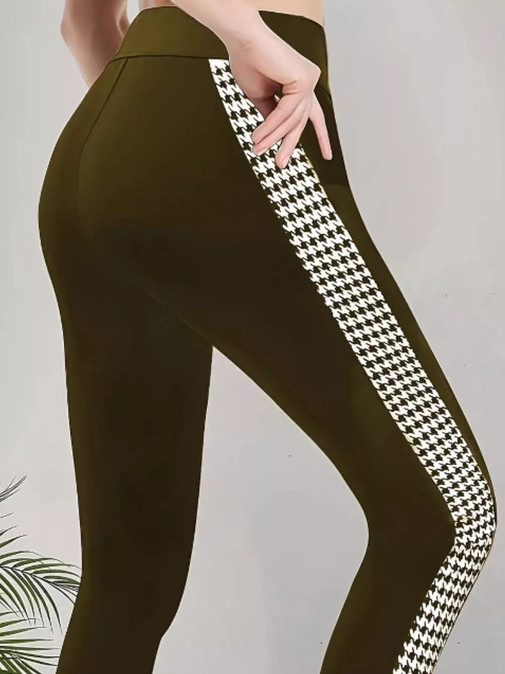 High-Waisted Side Houndstooth Active Leggings, image 5