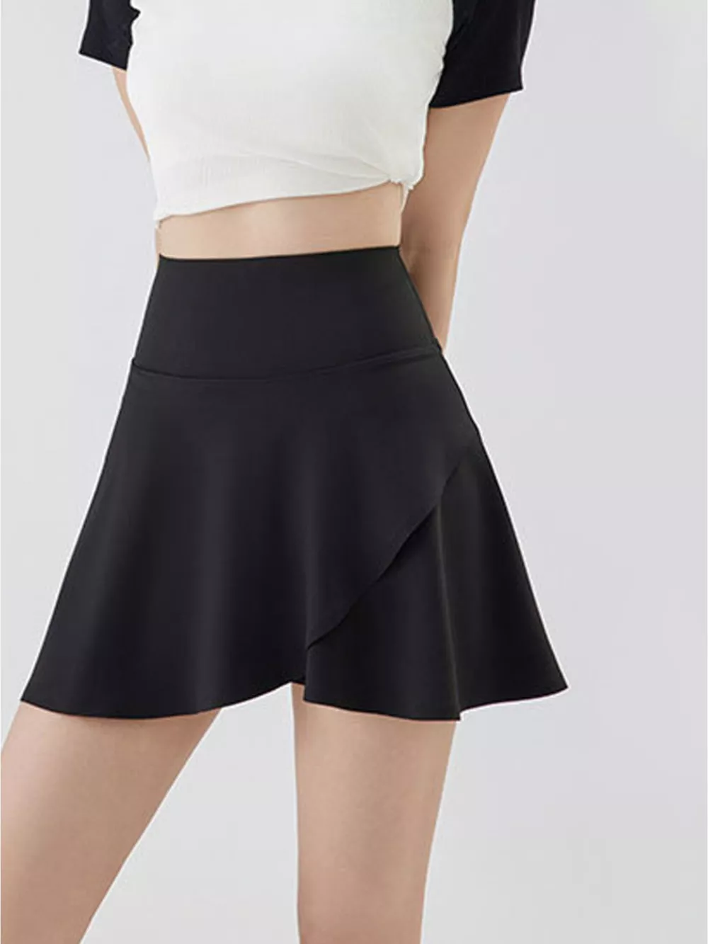 Full Size High-Waisted Flared Athletic Skirt with Breathable Performance Fabric Plus Size, image 25