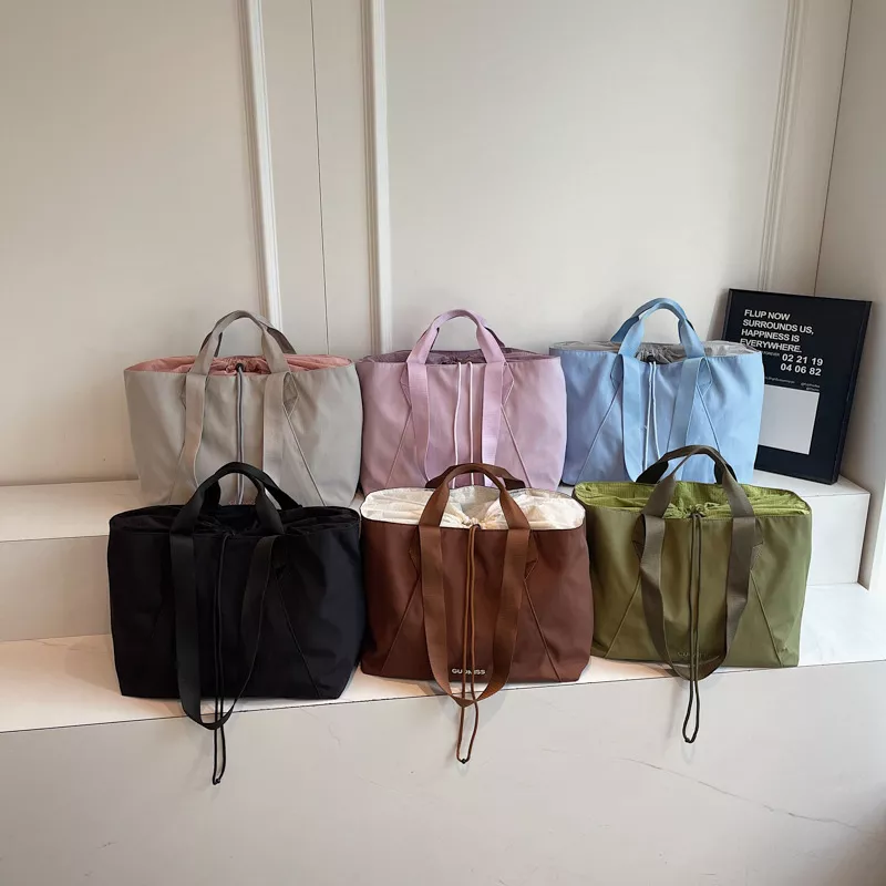 Large Capacity Lightweight Travel Tote Bag, image 2