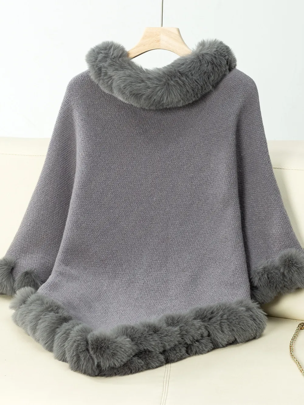 Fuzzy Trim Texture Three-Quarter Sleeve Poncho, image 11
