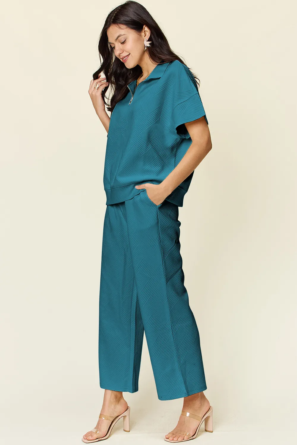 Full Size Texture Half Zip Short Sleeve Top and Pants Set, image 15