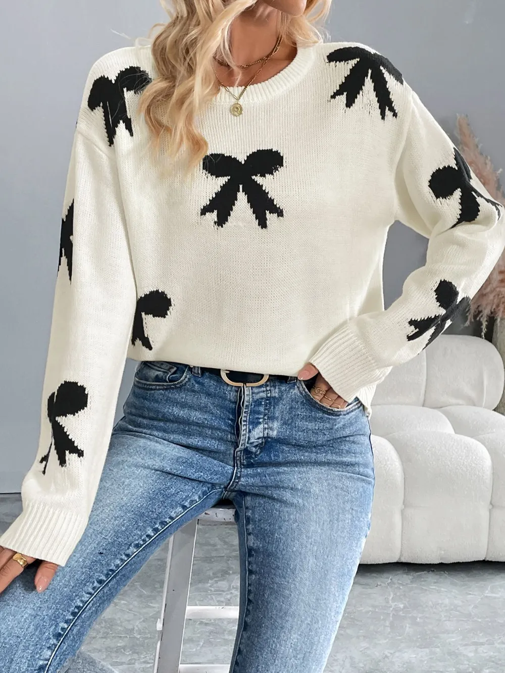 Bow Graphic Round Neck Long Sleeve Sweater, image 6