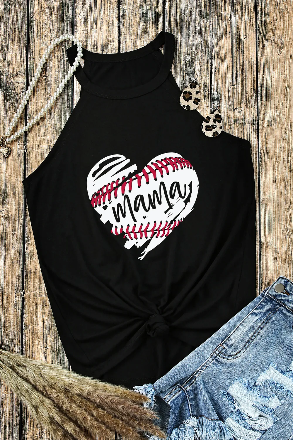 Heart Graphic Round Neck Tank, image 3