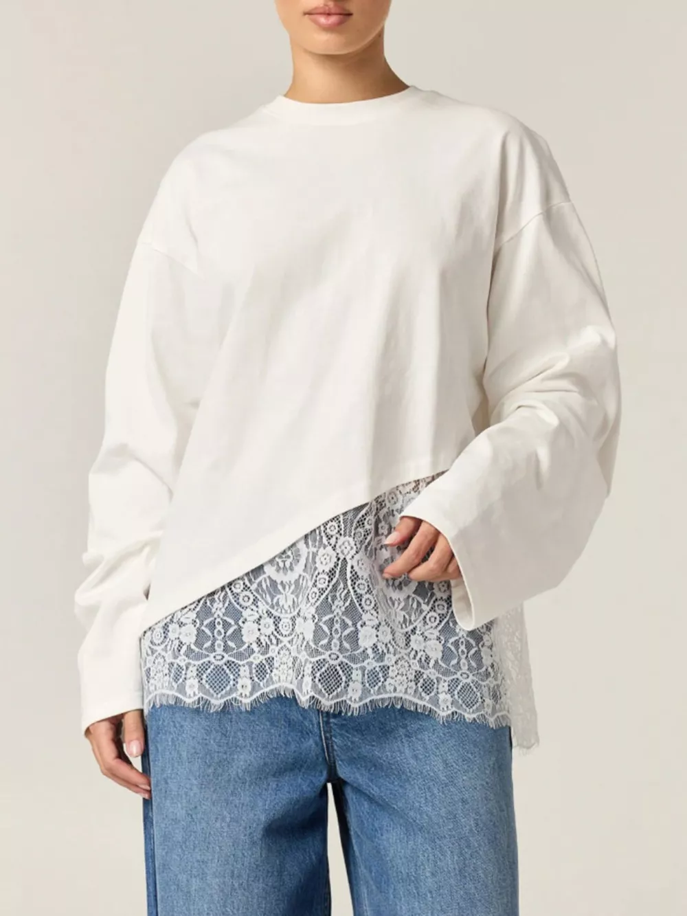 Long-Sleeve T-Shirt with Asymmetric Lace Hem, image 3